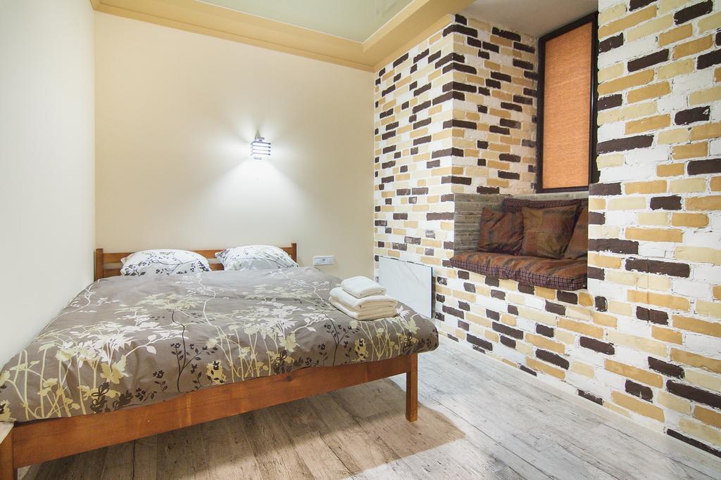 Club Suite Near Deribasovskaya أوديسا المظهر الخارجي الصورة