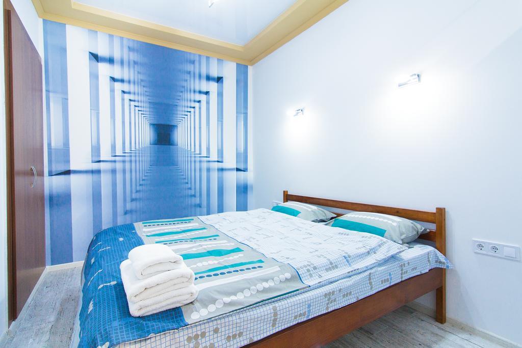 Club Suite Near Deribasovskaya أوديسا المظهر الخارجي الصورة