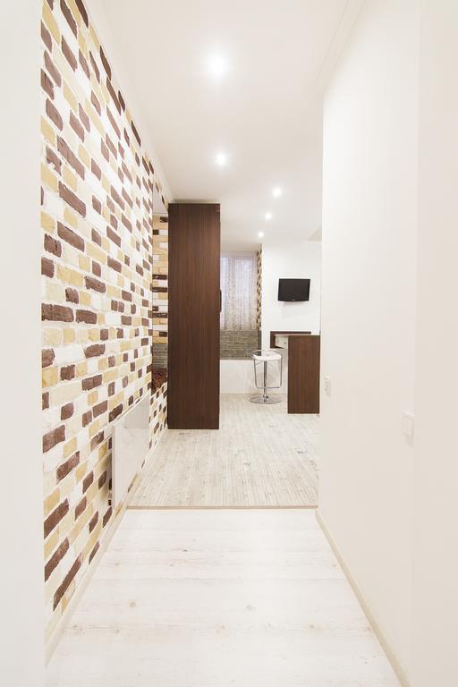 Club Suite Near Deribasovskaya أوديسا المظهر الخارجي الصورة