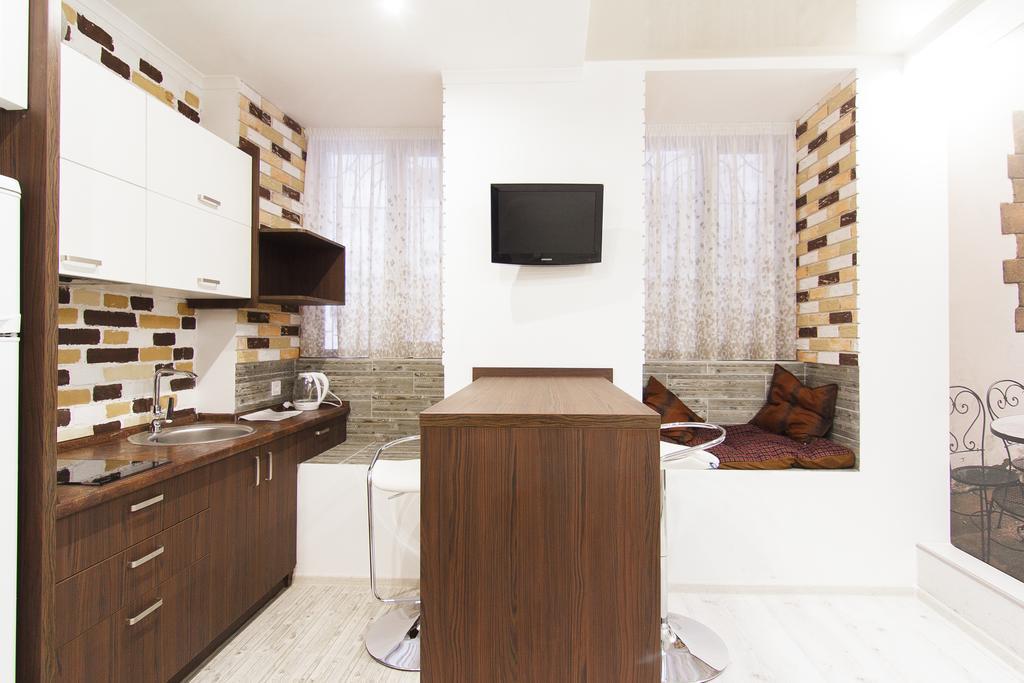 Club Suite Near Deribasovskaya أوديسا المظهر الخارجي الصورة
